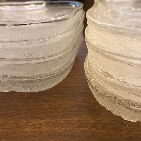 Vintage Indiana Glass Frosted Fruit Plates Apple Pear Floral Set of‎ 8 - Picture 3 of 3